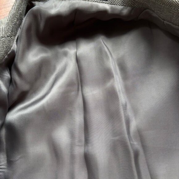 Izod Blazer Men 40R Gray 100% Silk Sport Coat 2 Button Blazer Herringbone Jacket - Picture 11 of 11